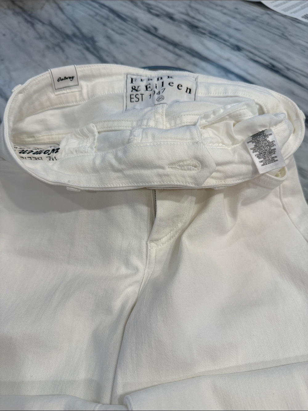 Frank & Eileen White High-Rise Casual Trousers